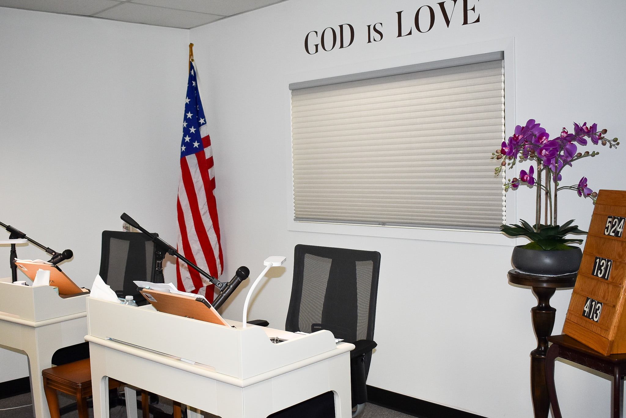 reader desk in the First Church of Christ in Gresham Oregon